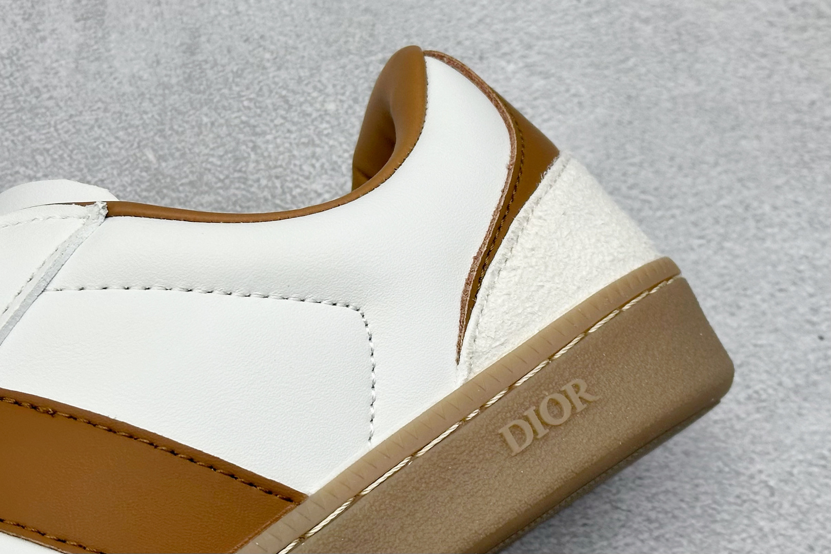 210 S版DIOR 迪奥B01 Match point 运动鞋 以时尚优雅的廓形重新诠释 3SN328ZRH-H076