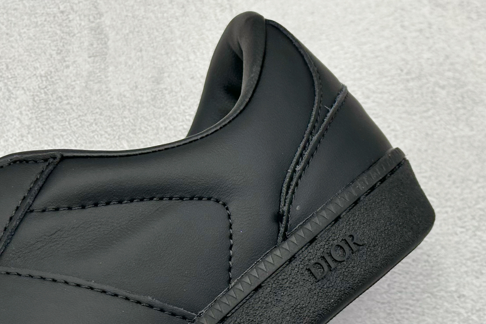 210 S版DIOR 迪奥B01 Match point 运动鞋 以时尚优雅的廓形重新诠释 3SN328ZQR-H900