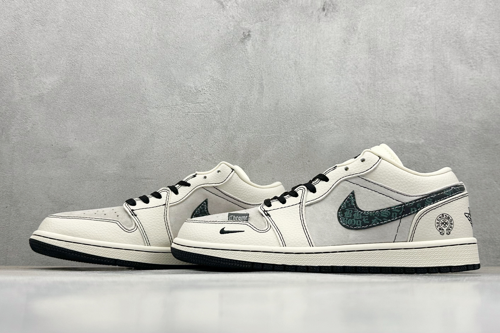 280 XC版Nike Jordan Air Jordan 1“克罗心联名——花勾猪八” 高端定制 低帮 复古 减震 防滑 耐磨 篮球鞋 QR2025-004