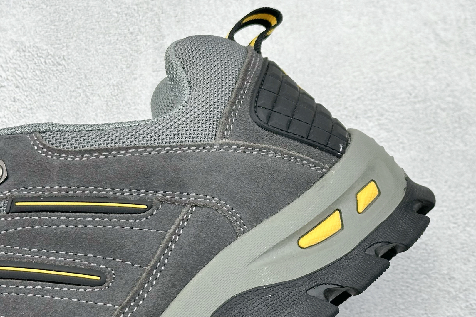 200 狼爪Jack Wolfskin户外运动休闲登山鞋越野徒步鞋 1861