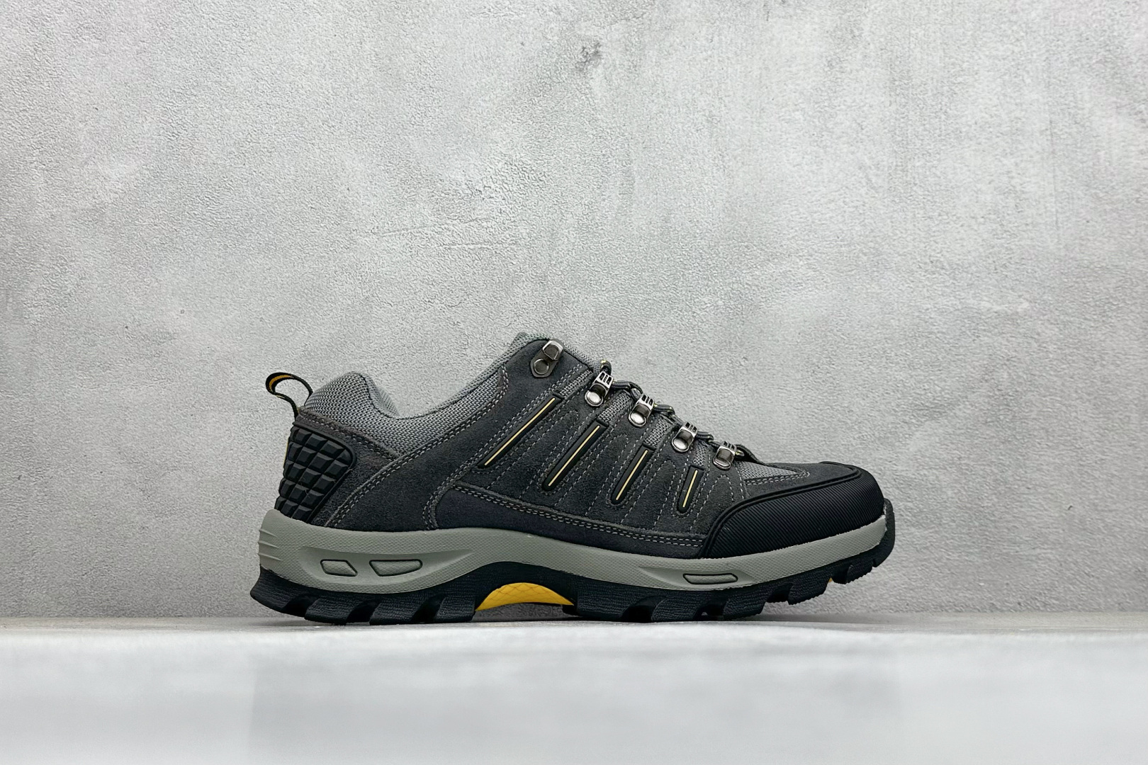 200 狼爪Jack Wolfskin户外运动休闲登山鞋越野徒步鞋 1861