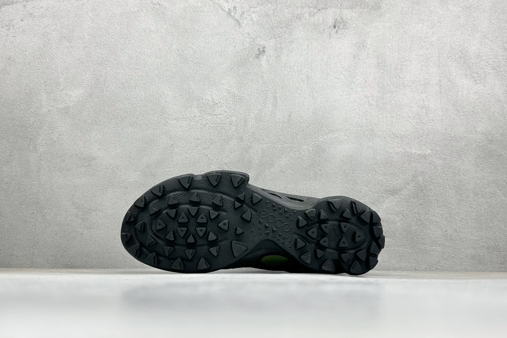 300 ECCO爱步老爹鞋男士夏季新款 全头层百搭潮流户外运动鞋 803324