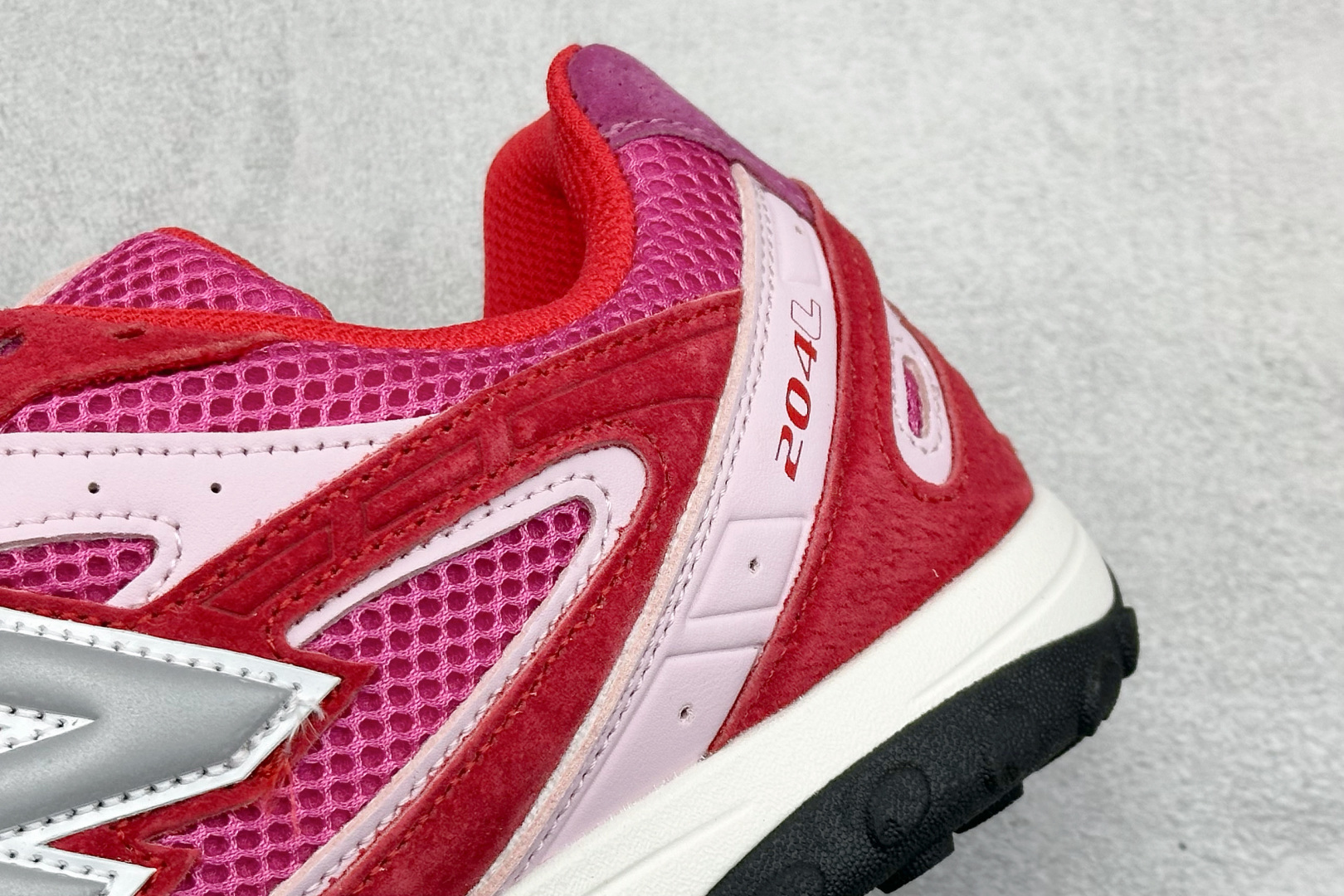 220 New Balance 204L 薄底鞋 薄底皮质鞋带德训miu系 减震耐磨包裹性支撑轻便 低帮 生活休闲鞋 U204LKTH-Chinese UA Cheap High Quatity Brand Clothes Bags handbags Sneakers wholesale wholesaler seller from China Factory suppliers Fashion Clothing Shoes best Quality Beautiful Price 220 New Balance 204L 薄底鞋 薄底皮质鞋带德训miu系 减震耐磨包裹性支撑轻便 低帮 生活休闲鞋 U204LKTH