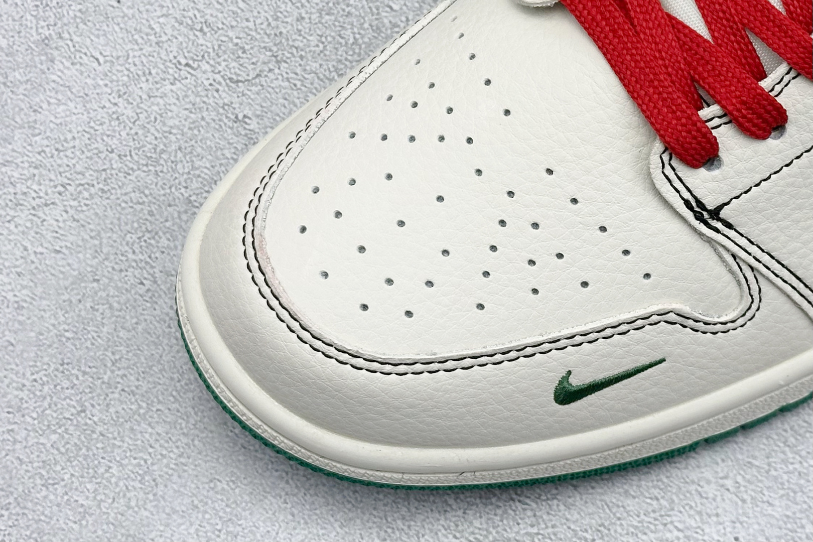 Travis Scott x Fragment Design x Air Jordan 1 Low SP 乔1古驰联名 低帮文化休闲板鞋 LD2025-003