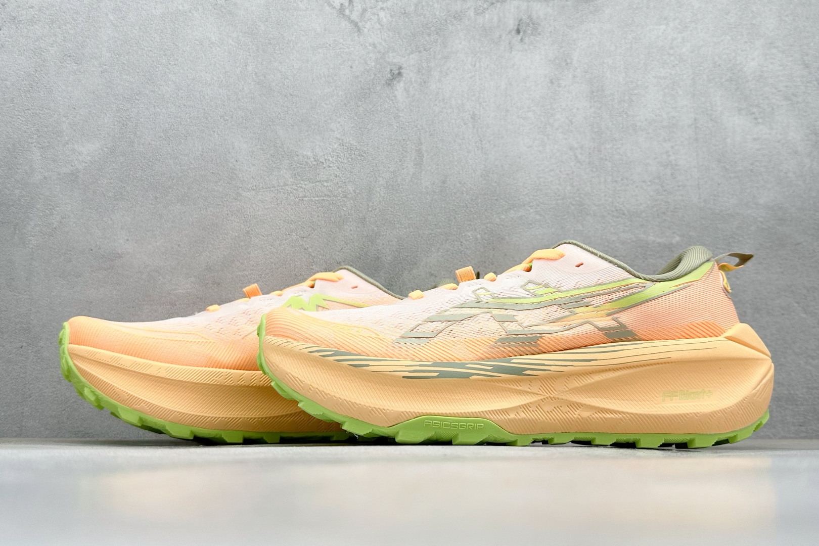 200 Asics Trabuco 4 亚瑟士运动休闲透气专业跑鞋 1011B976-101