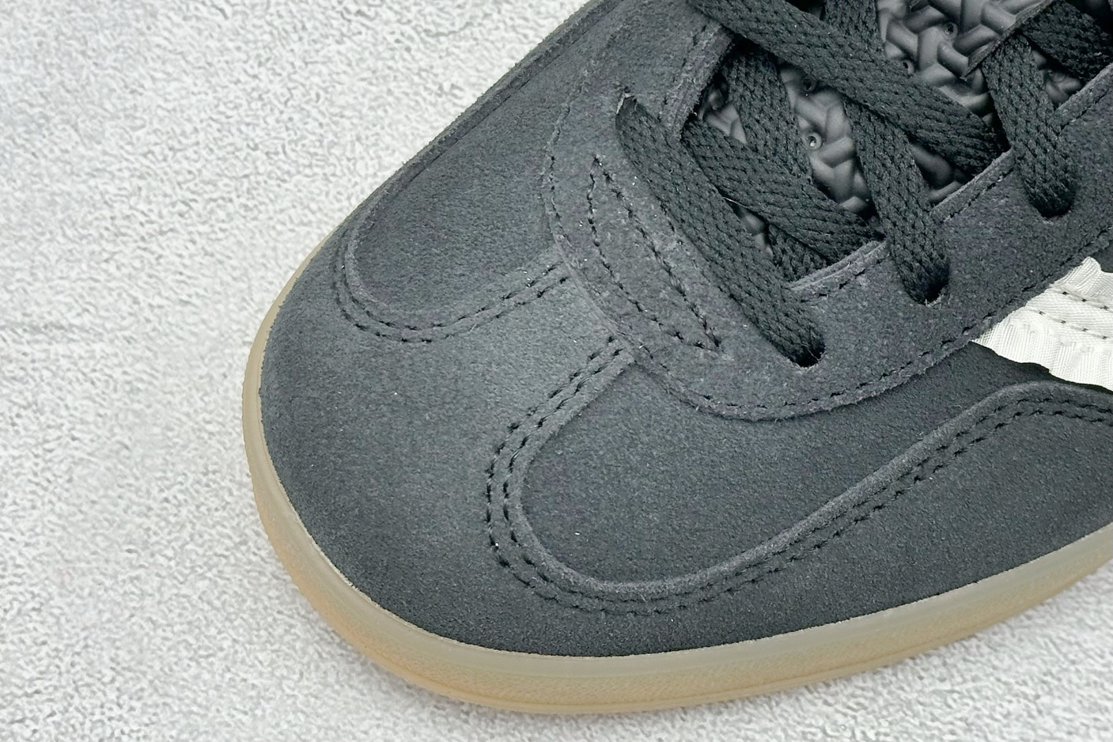 190 Adidas Originals Gazelle Indoor三叶草复古休闲防滑耐磨低帮板鞋 JS1412