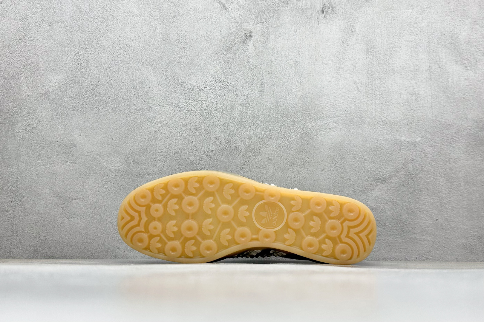 190 Adidas Originals Gazelle Indoor三叶草复古休闲防滑耐磨低帮板鞋 JS1412