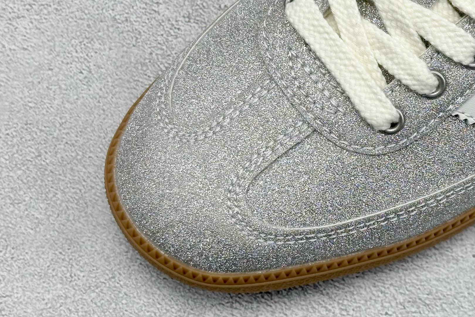 160 Adidas Originals Samba 阿迪达斯三叶草 桑巴舞系列绅士德训足球风百搭低帮休闲运动板鞋 KI6264