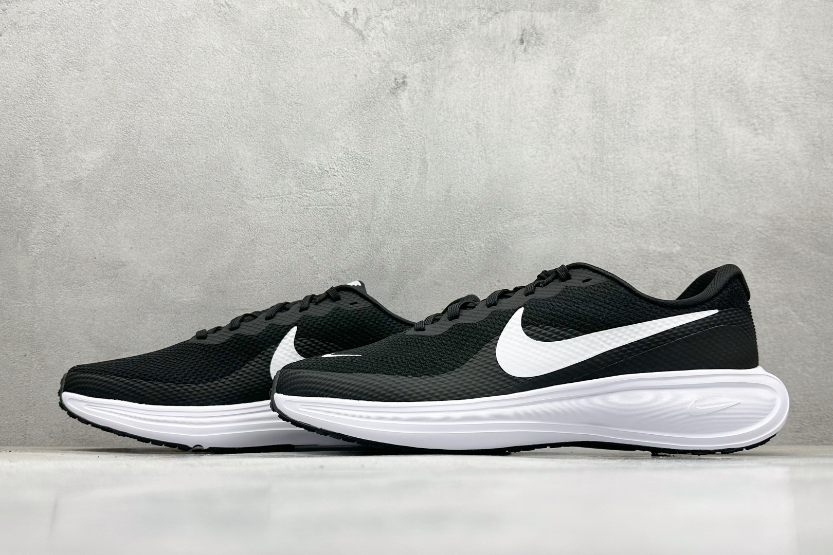 Nike Revolution 8 耐克轻便跑步鞋网面透气休闲鞋 HJ9198-003