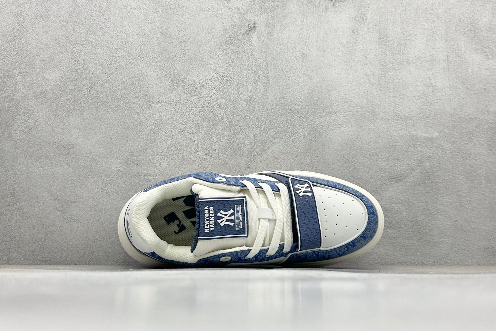 180 NY平台订单 MLB Chunky Liner 学长鞋系列低帮老爹风轻量增高厚底百搭休闲运动慢跑鞋 3ASXP025N