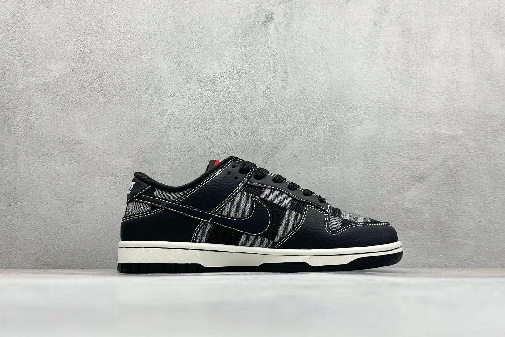 SC版Nike SB Dunk Low Sup联名 黑灰格调 高端定制 低帮休闲板鞋 SC0601-462