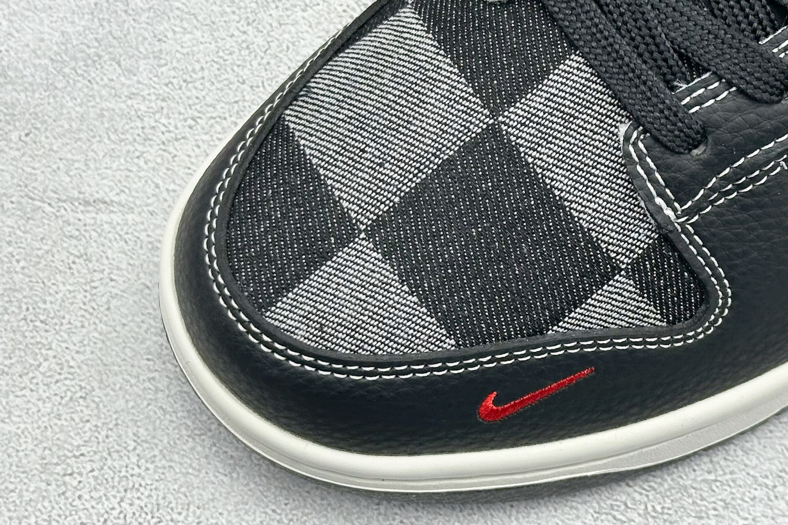 SC版Nike SB Dunk Low Sup联名 黑灰格调 高端定制 低帮休闲板鞋 SC0601-462