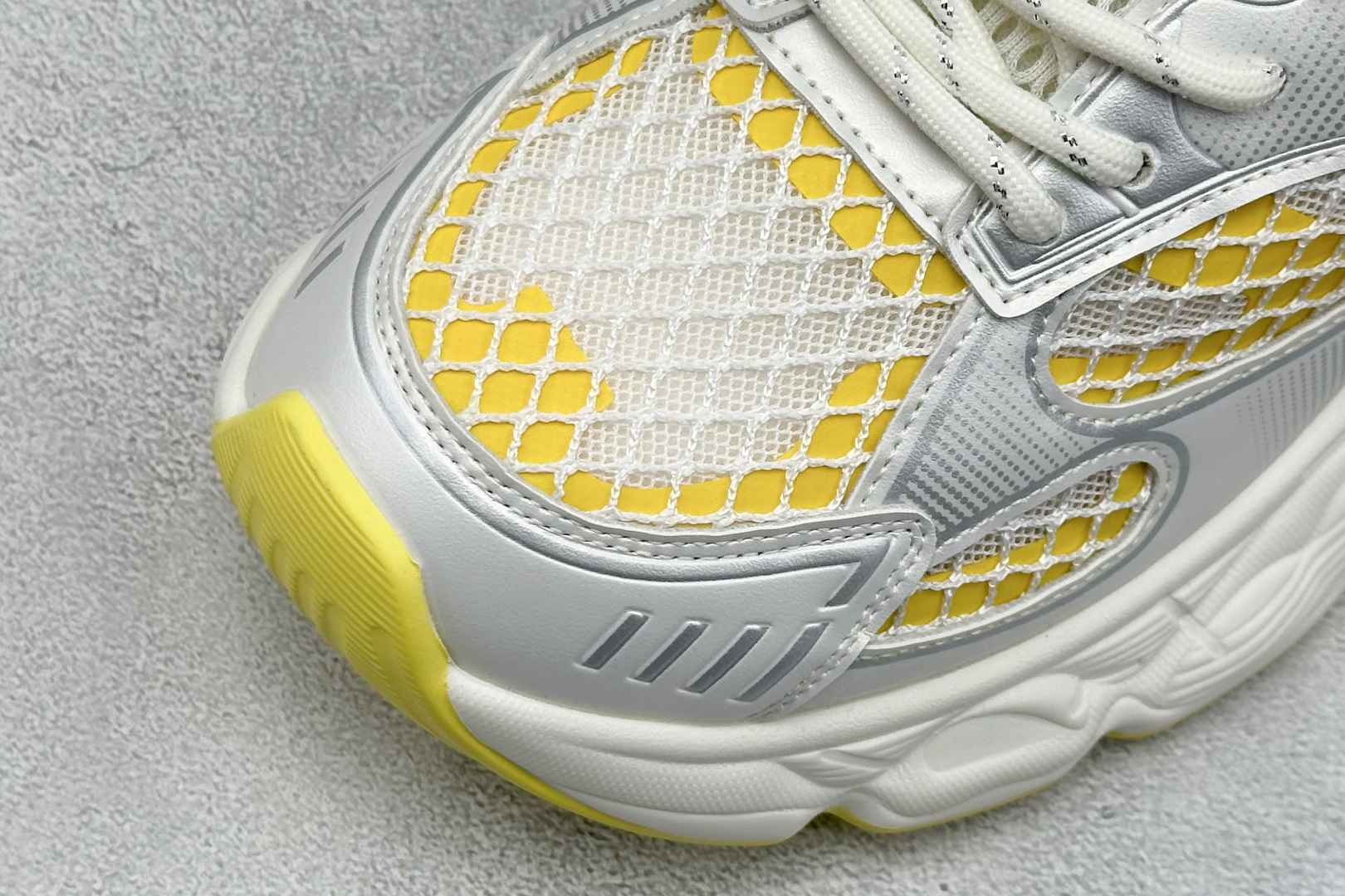 220 GG-CC 林允同款 星河粒子 镂空休闲运动老爹鞋 春日踏青舒适度和少女感GGCC德训鞋界的白月光