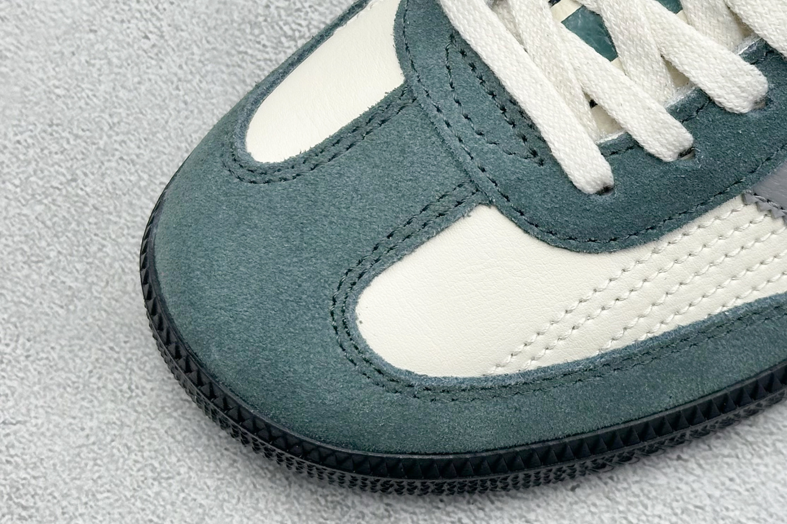 160 Adidas Originals Samba 阿迪达斯三叶草 桑巴舞系列绅士德训足球风百搭低帮休闲运动板鞋 JP9222