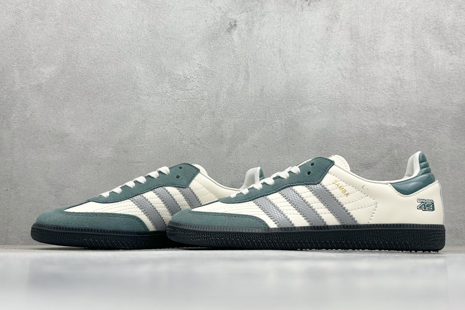 160 Adidas Originals Samba 阿迪达斯三叶草 桑巴舞系列绅士德训足球风百搭低帮休闲运动板鞋 JP9222