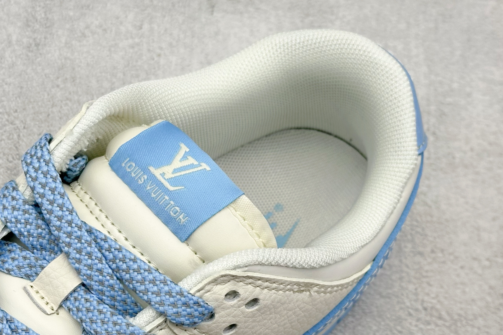 Nike SB Dunk Low LV联名 米白冰蓝印花 周年高端定制 低帮休闲板鞋 JP1628-015