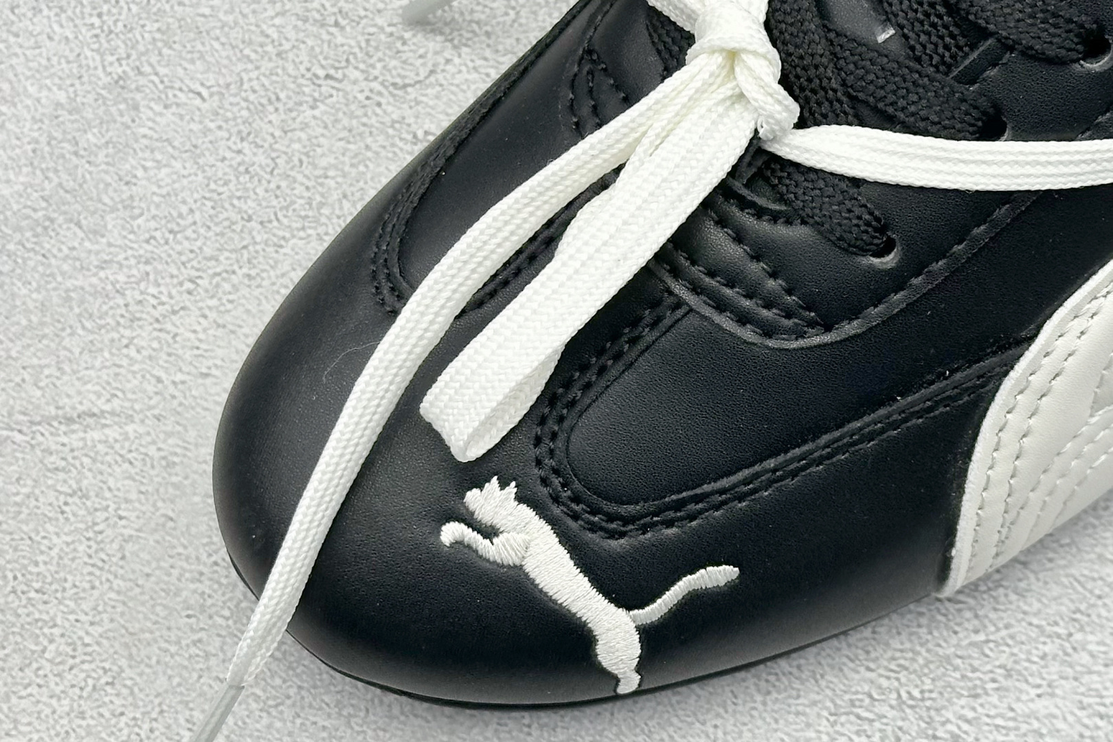 XS版Rose x Puma 彪马 Speedcat 联名款低帮休闲鞋 404391-01