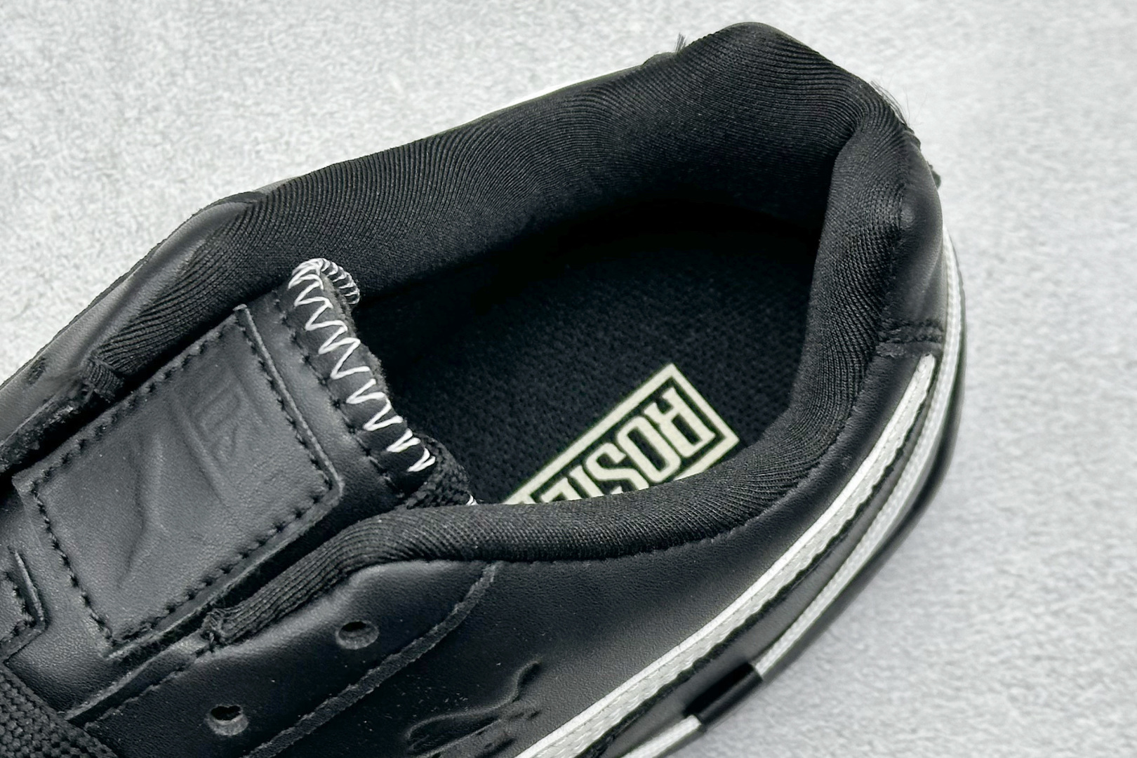 XS版Rose x Puma 彪马 Speedcat 联名款低帮休闲鞋 404391-01