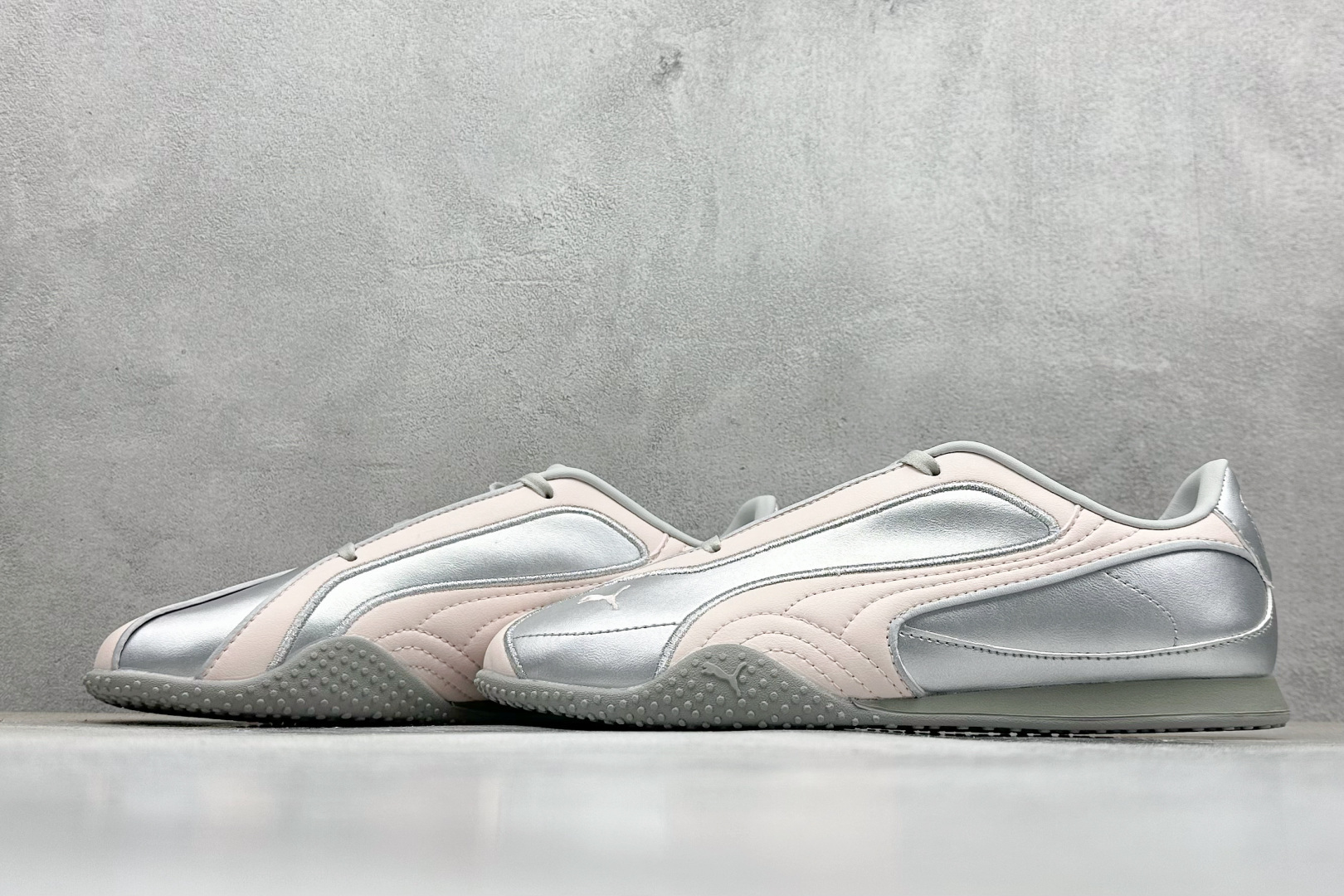 TG版PUMA Bella V2 Leather彪马 舒适 低帮生活休闲德训薄底鞋 404043-03