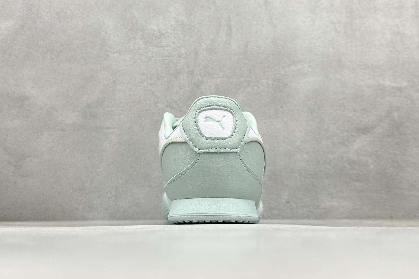 160 TG版PUMA Bella V2 Leather彪马 舒适 低帮生活休闲德训薄底鞋 404043-04