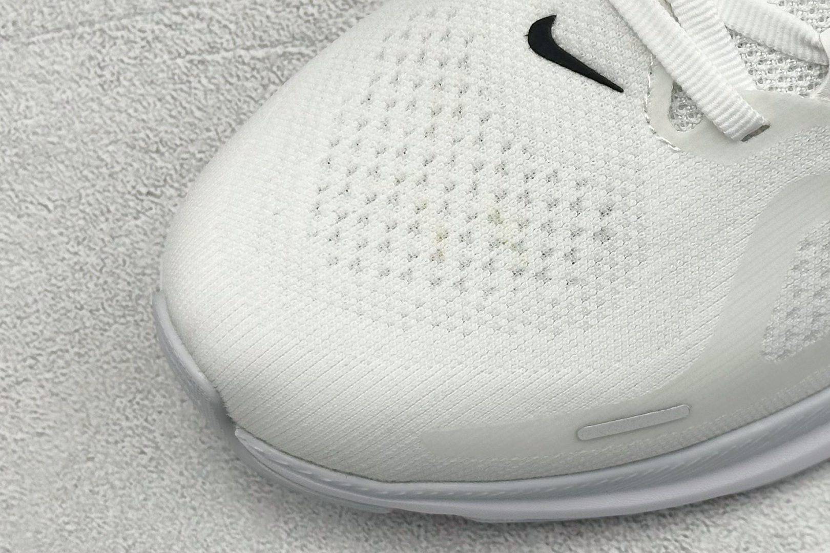 FS版Nike Air Zoom Structure 26 耐克减震防滑舒适跑鞋 HJ1102-100-High Quatity Cheap Brand wholesale wholesaler seller Clothes Bags handbags Sneakers Top Fashion Clothing Shoes from China Factory Chinese suppliers best Quality Beautiful Price FS版Nike Air Zoom Structure 26 耐克减震防滑舒适跑鞋 HJ1102-100