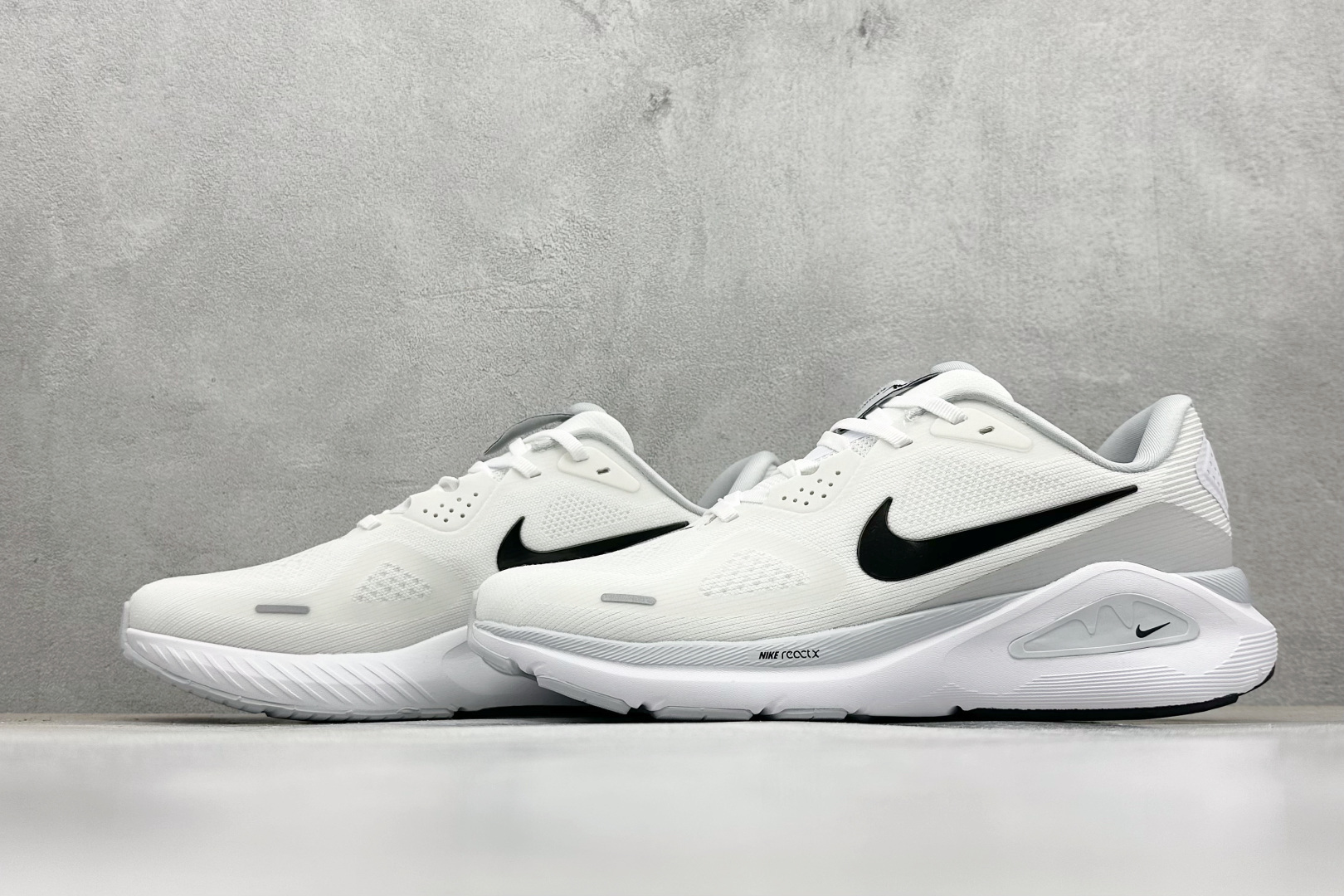 FS版Nike Air Zoom Structure 26 耐克减震防滑舒适跑鞋 HJ1102-100-High Quatity Cheap Brand wholesale wholesaler seller Clothes Bags handbags Sneakers Top Fashion Clothing Shoes from China Factory Chinese suppliers best Quality Beautiful Price FS版Nike Air Zoom Structure 26 耐克减震防滑舒适跑鞋 HJ1102-100