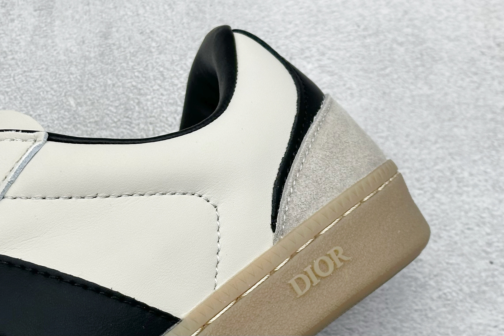 210 S版DIOR 迪奥B01 Match point 运动鞋 以时尚优雅的廓形重新诠释 3SN328ZRH-H069-Chinese UA Cheap High Quatity Brand Clothes Bags handbags Sneakers wholesale wholesaler seller from China Factory suppliers Fashion Clothing Shoes best Quality Beautiful Price 210 S版DIOR 迪奥B01 Match point 运动鞋 以时尚优雅的廓形重新诠释 3SN328ZRH-H069