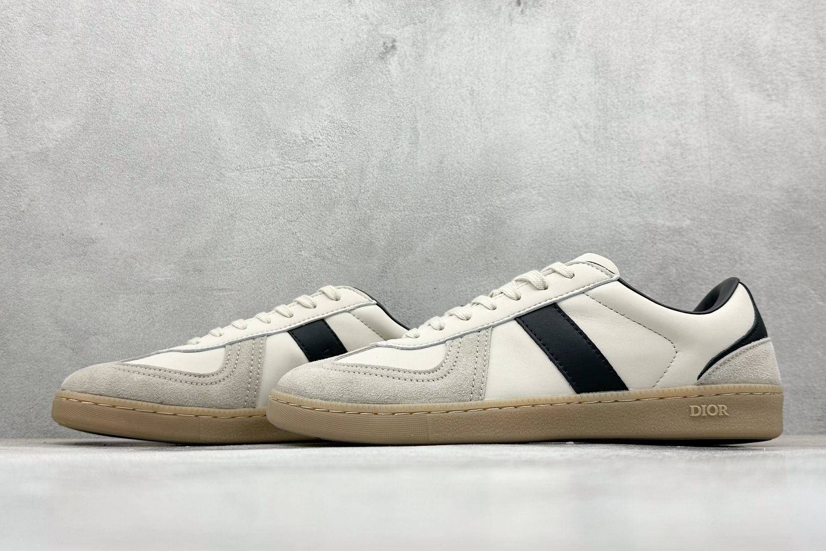 210 S版DIOR 迪奥B01 Match point 运动鞋 以时尚优雅的廓形重新诠释 3SN328ZRH-H069-Chinese UA Cheap High Quatity Brand Clothes Bags handbags Sneakers wholesale wholesaler seller from China Factory suppliers Fashion Clothing Shoes best Quality Beautiful Price 210 S版DIOR 迪奥B01 Match point 运动鞋 以时尚优雅的廓形重新诠释 3SN328ZRH-H069