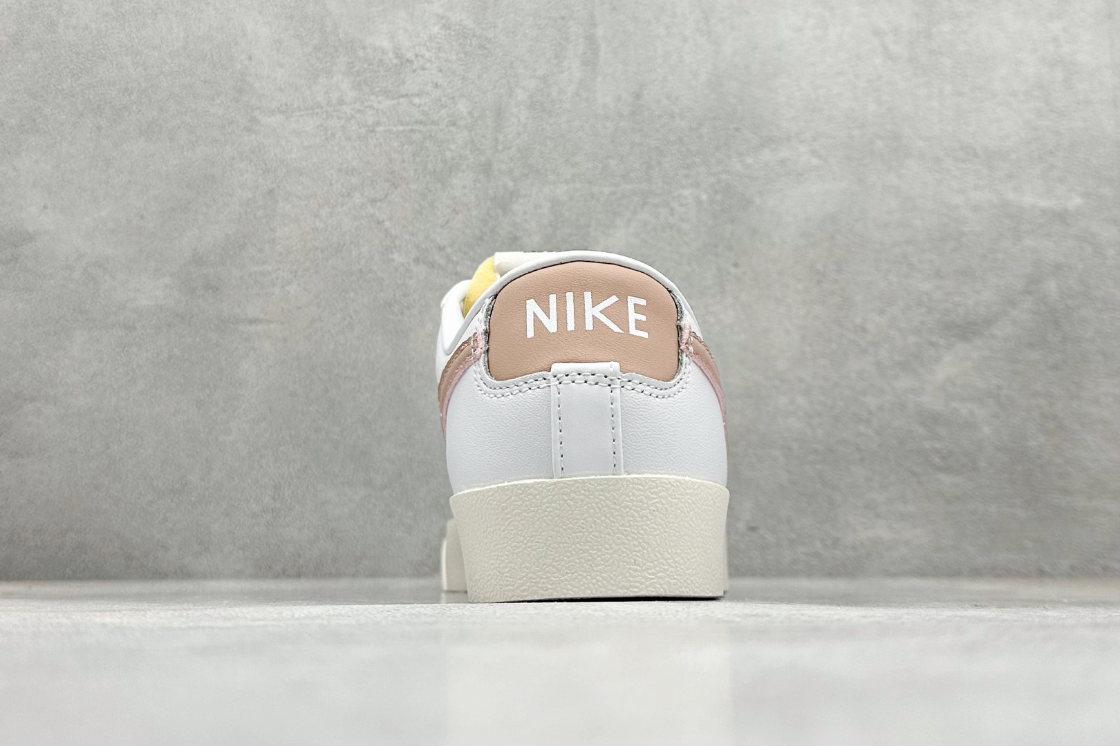 PG版Nike Blazer low 77 低帮休闲板鞋 DC4769-109