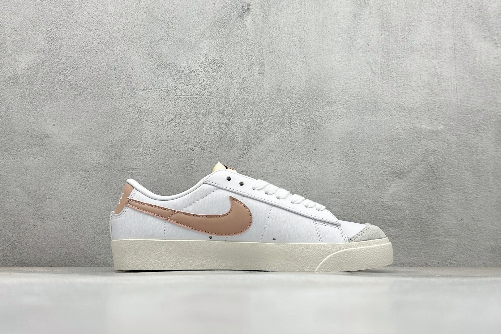 PG版Nike Blazer low 77 低帮休闲板鞋 DC4769-109