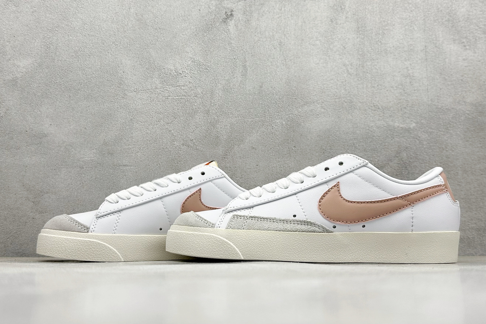 PG版Nike Blazer low 77 低帮休闲板鞋 DC4769-109