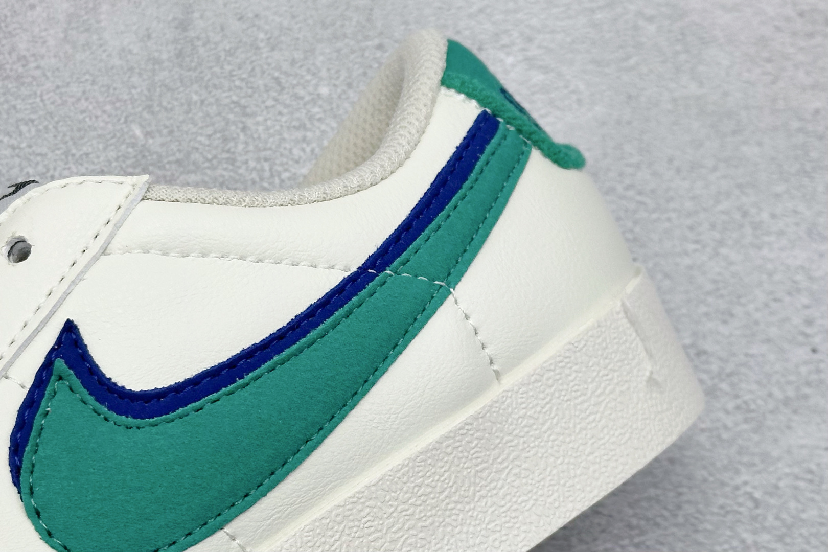 PG版Nike Blazer low 77 低帮休闲板鞋 DO9777-001