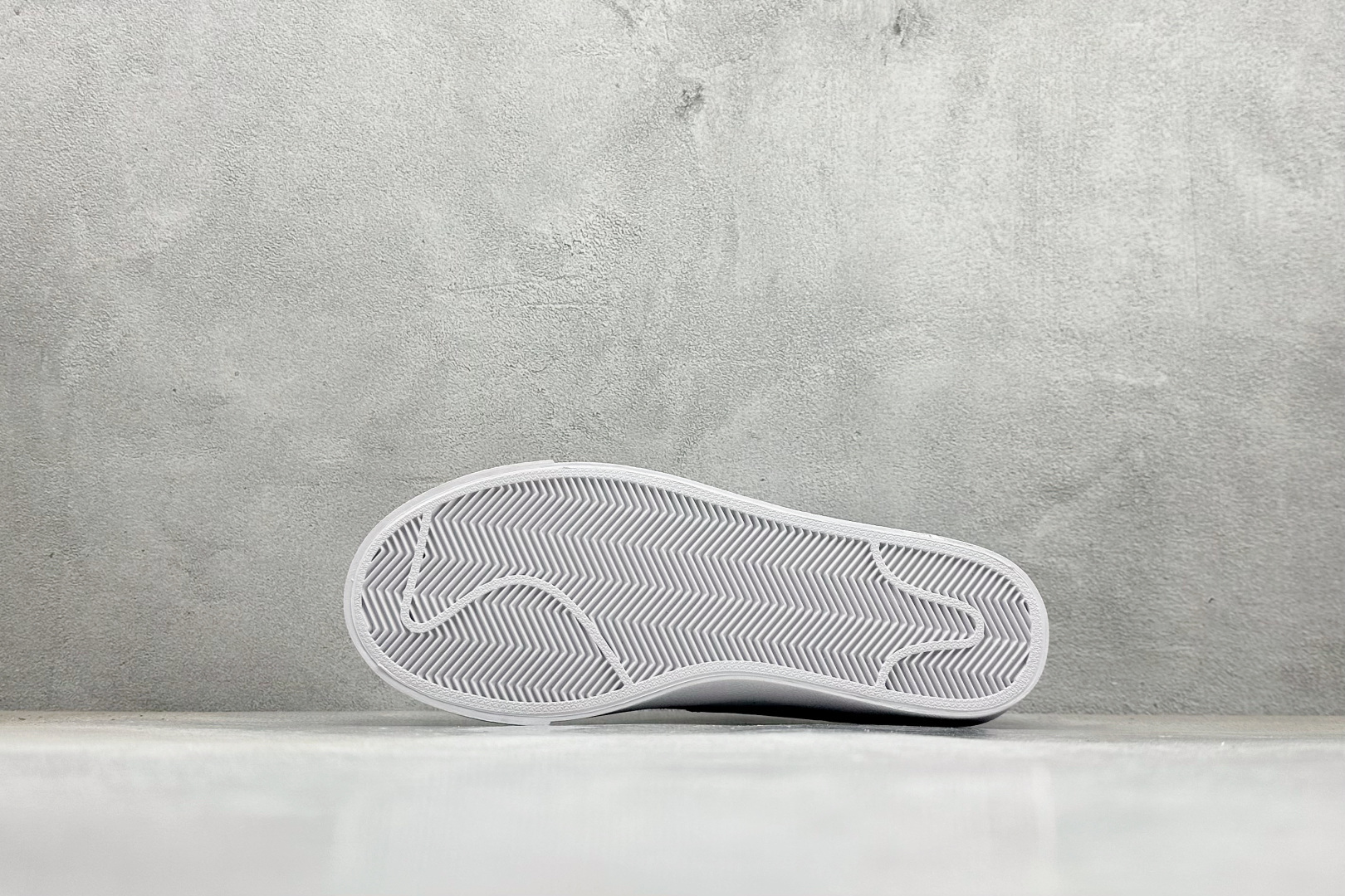 PG版Nike Blazer low 77 低帮休闲板鞋 DC4769-103