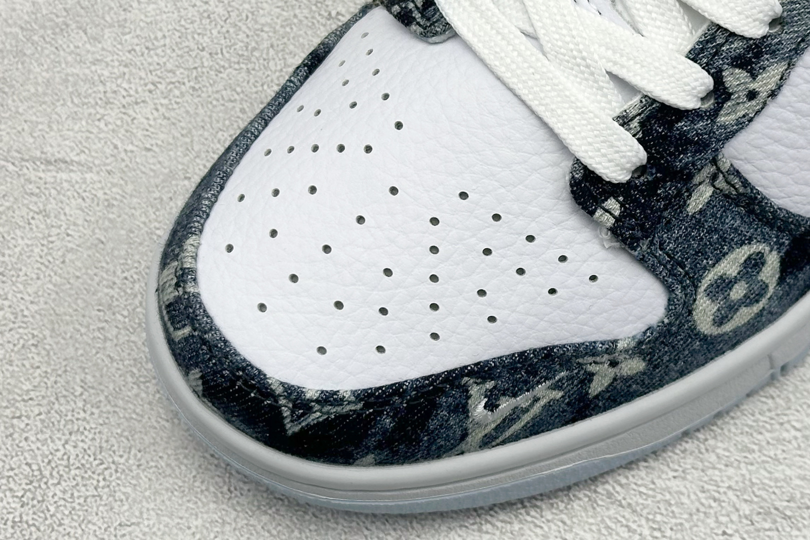 SC版Nike SB Dunk Low LV联名 扎染牛仔 周年高端定制 低帮休闲板鞋 SC0601-475