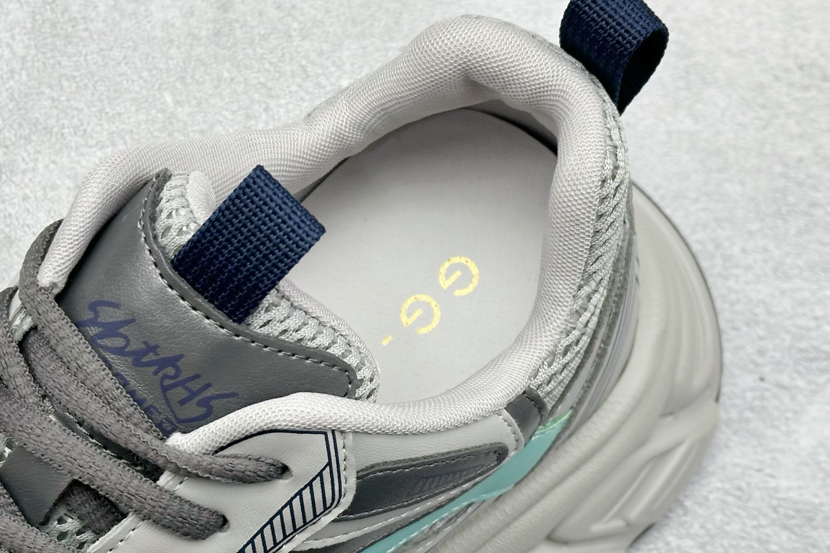 200 GG-CC Chunky Low 时尚休闲运动老爹鞋系列