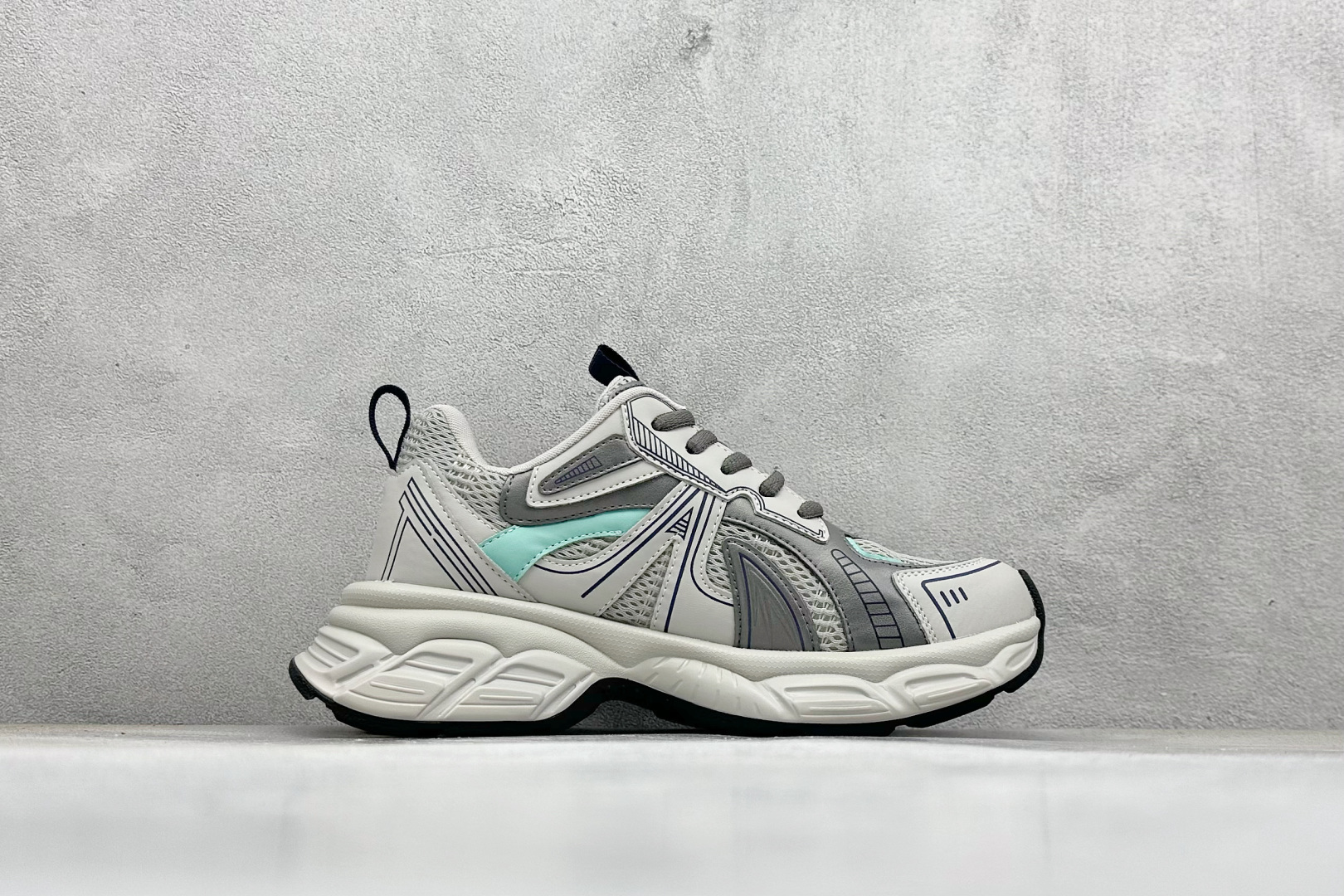 200 GG-CC Chunky Low 时尚休闲运动老爹鞋系列