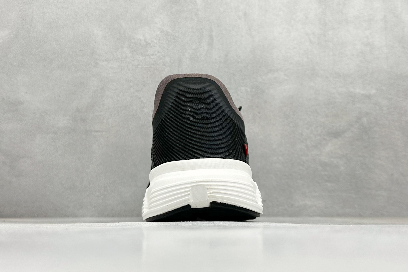 180 YH版ON 昂跑 On Cloud 6 系列 网面透气运动鞋跑步鞋 3MF1003