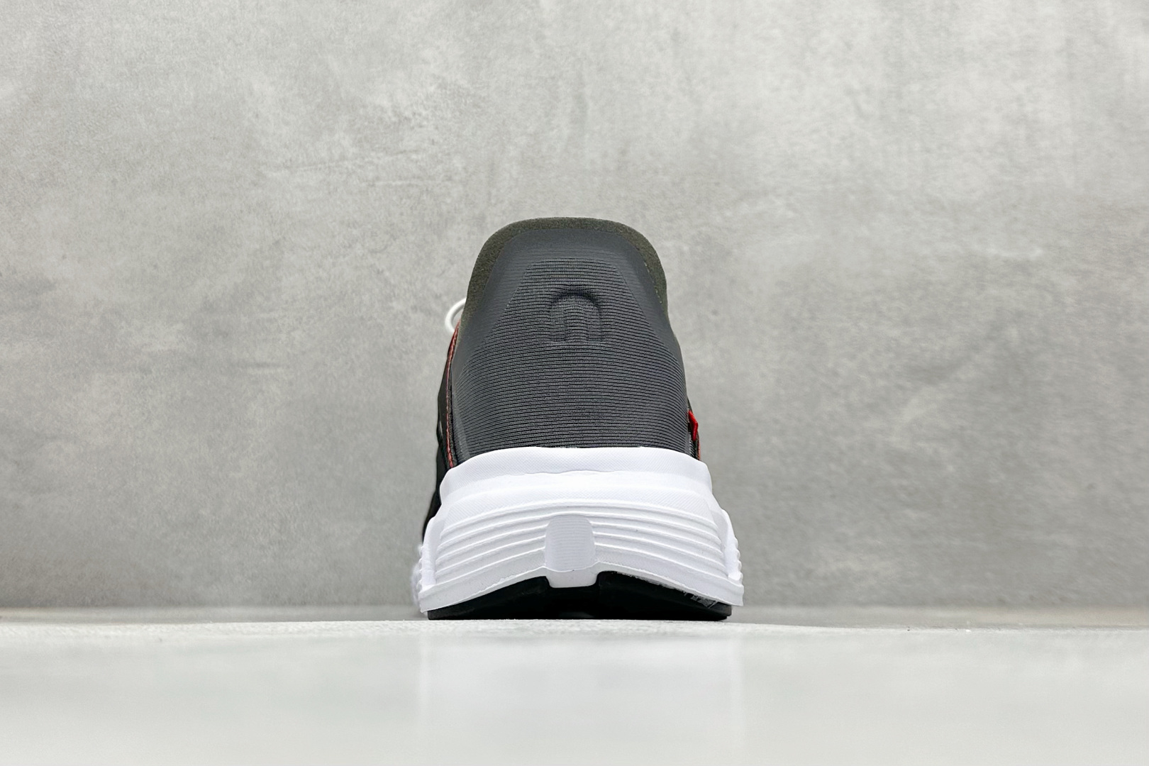 180 YH版ON 昂跑 On Cloud 6 系列 网面透气运动鞋跑步鞋 3MF1068