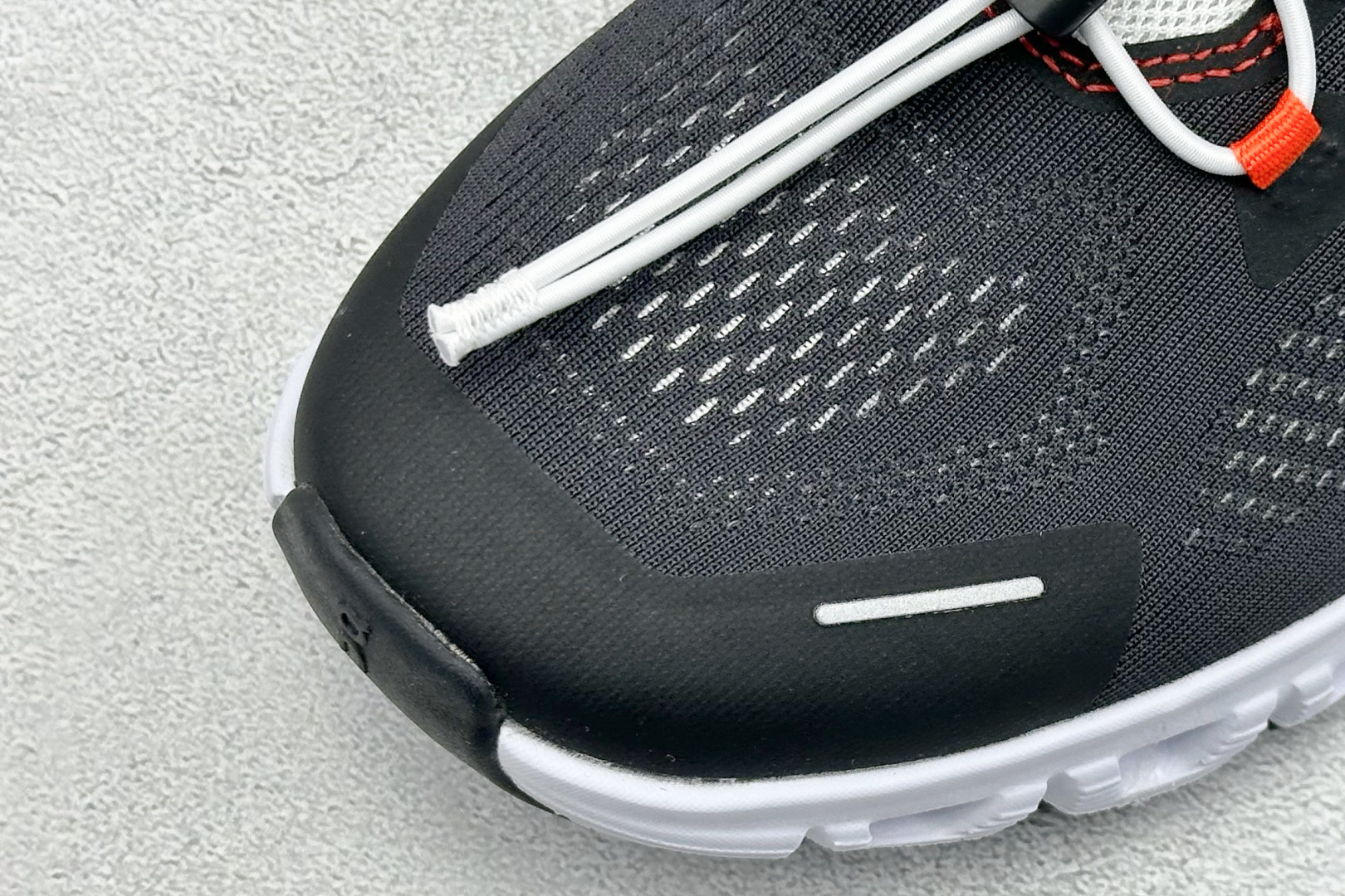 180 YH版ON 昂跑 On Cloud 6 系列 网面透气运动鞋跑步鞋 3MF1068