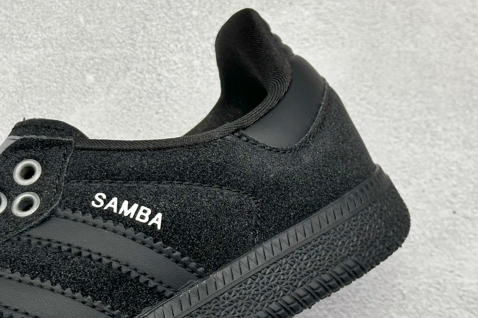 150 Adidas Originals Samba 阿迪达斯三叶草 桑巴舞系列绅士德训足球风百搭低帮休闲运动板鞋 KI6265