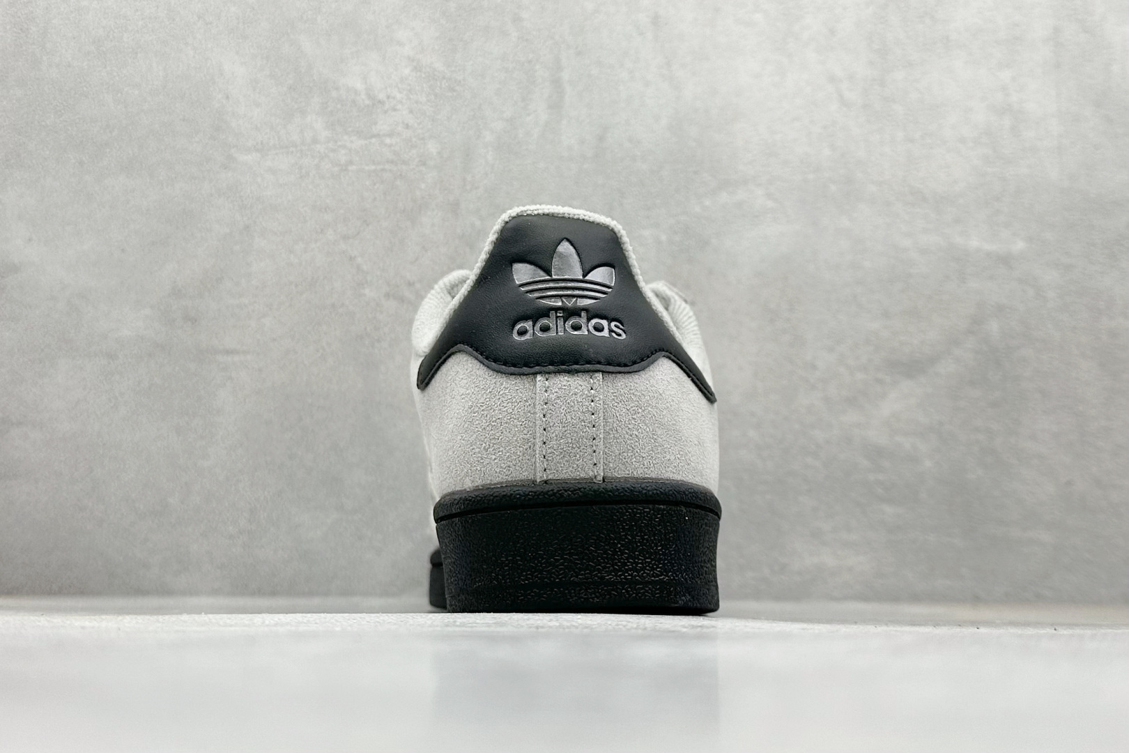 140 Adidas Originals Superstar 贝壳头 JQ3222