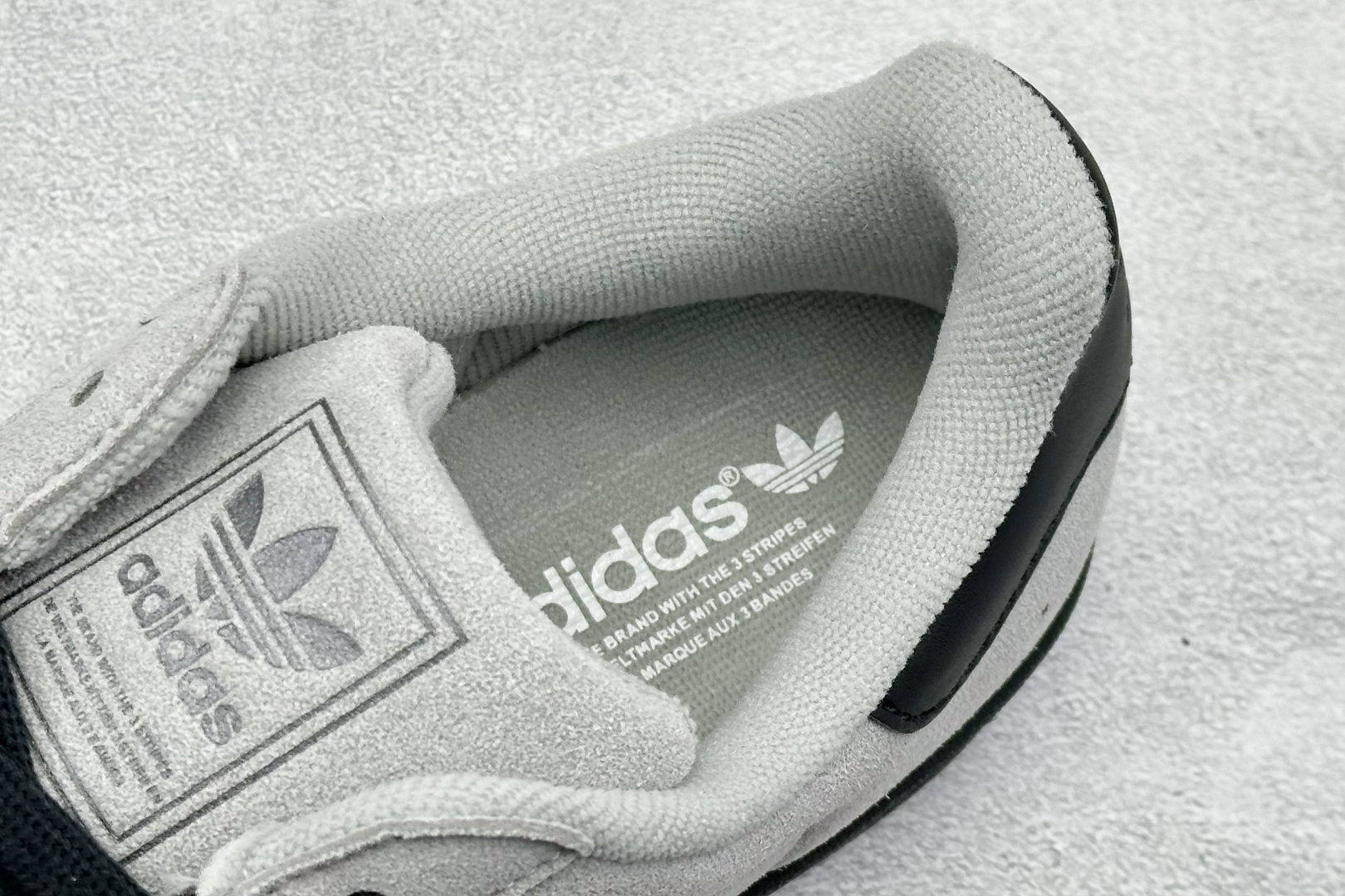 140 Adidas Originals Superstar 贝壳头 JQ3222