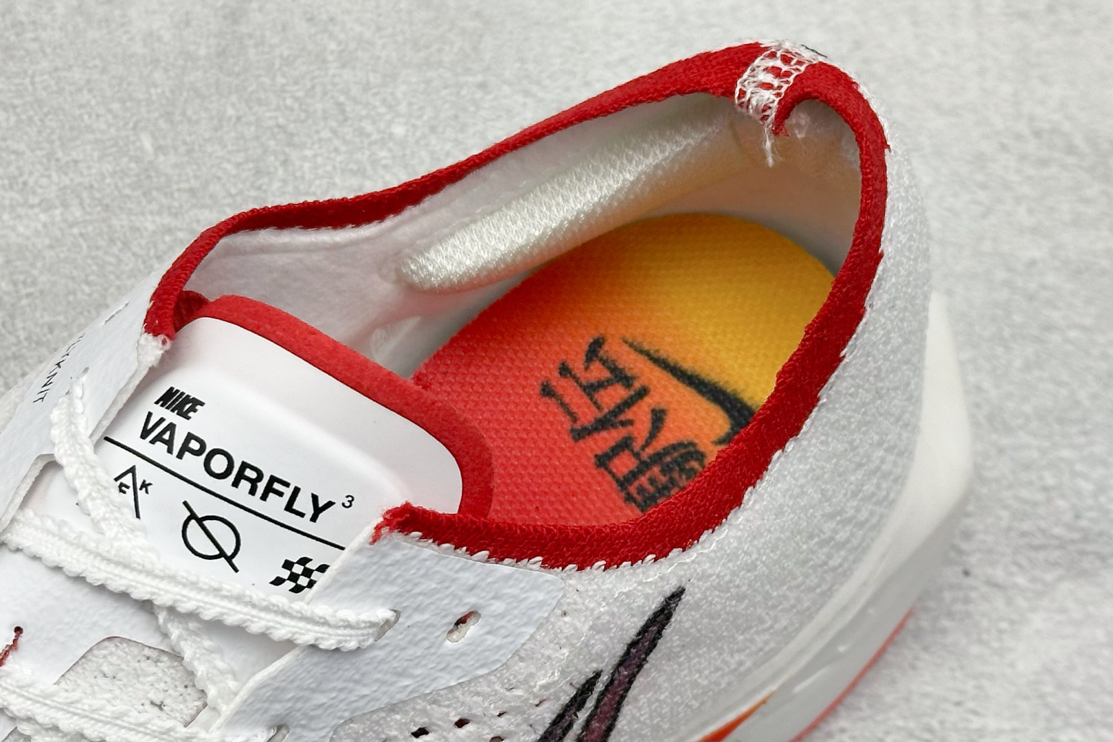 NK Air Zoom Alphafly NEXT% 3 2025 减震马拉松跑步鞋 HQ3501-100