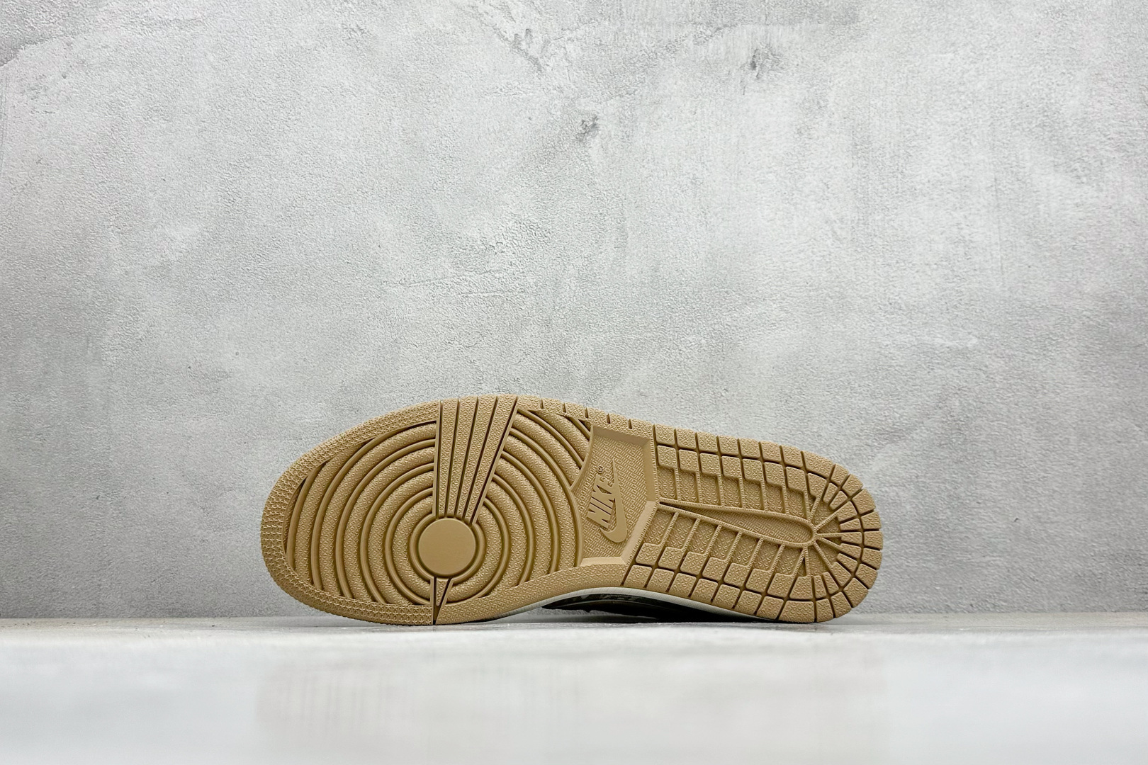 Fragment x Travis Scott LV Air Jordan 1 Low 三方联名倒钩 XS2025-065