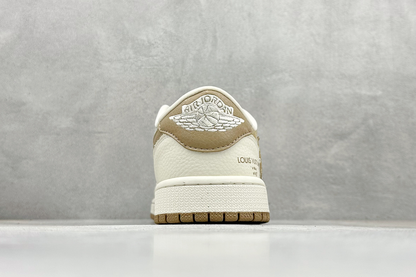 Fragment x Travis Scott LV Air Jordan 1 Low 三方联名倒钩 XS2025-065