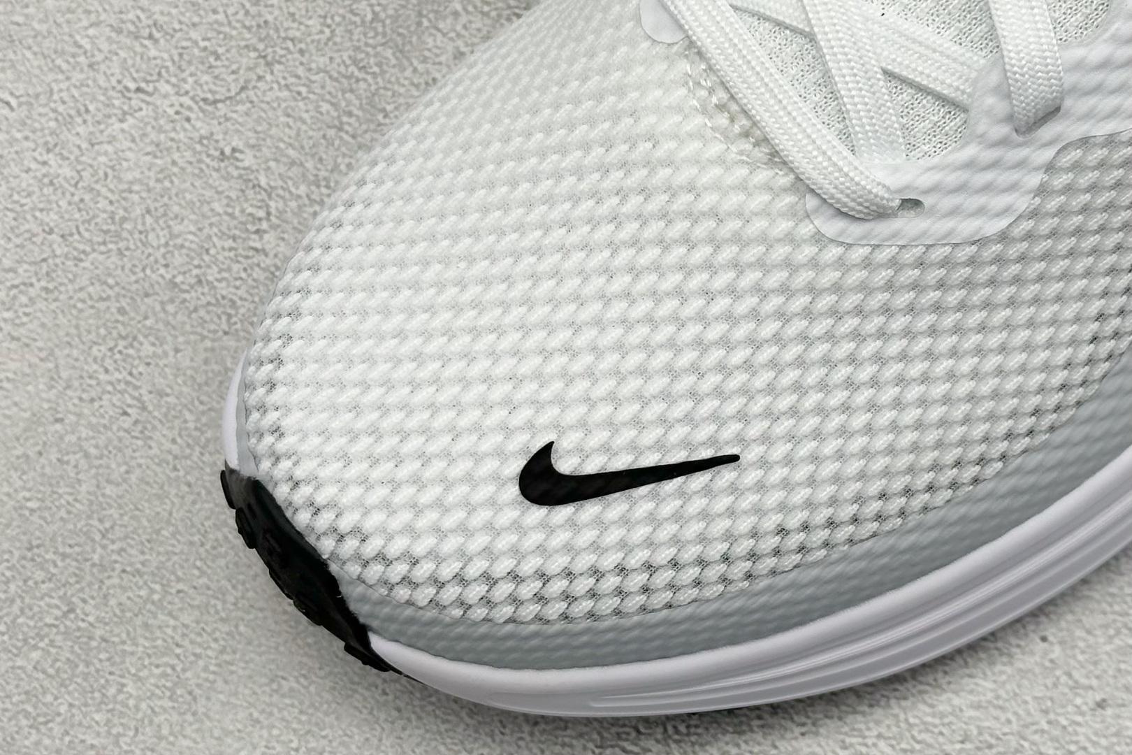 Nike Revolution 8 耐克轻便跑步鞋网面透气休闲鞋 HJ9198-101