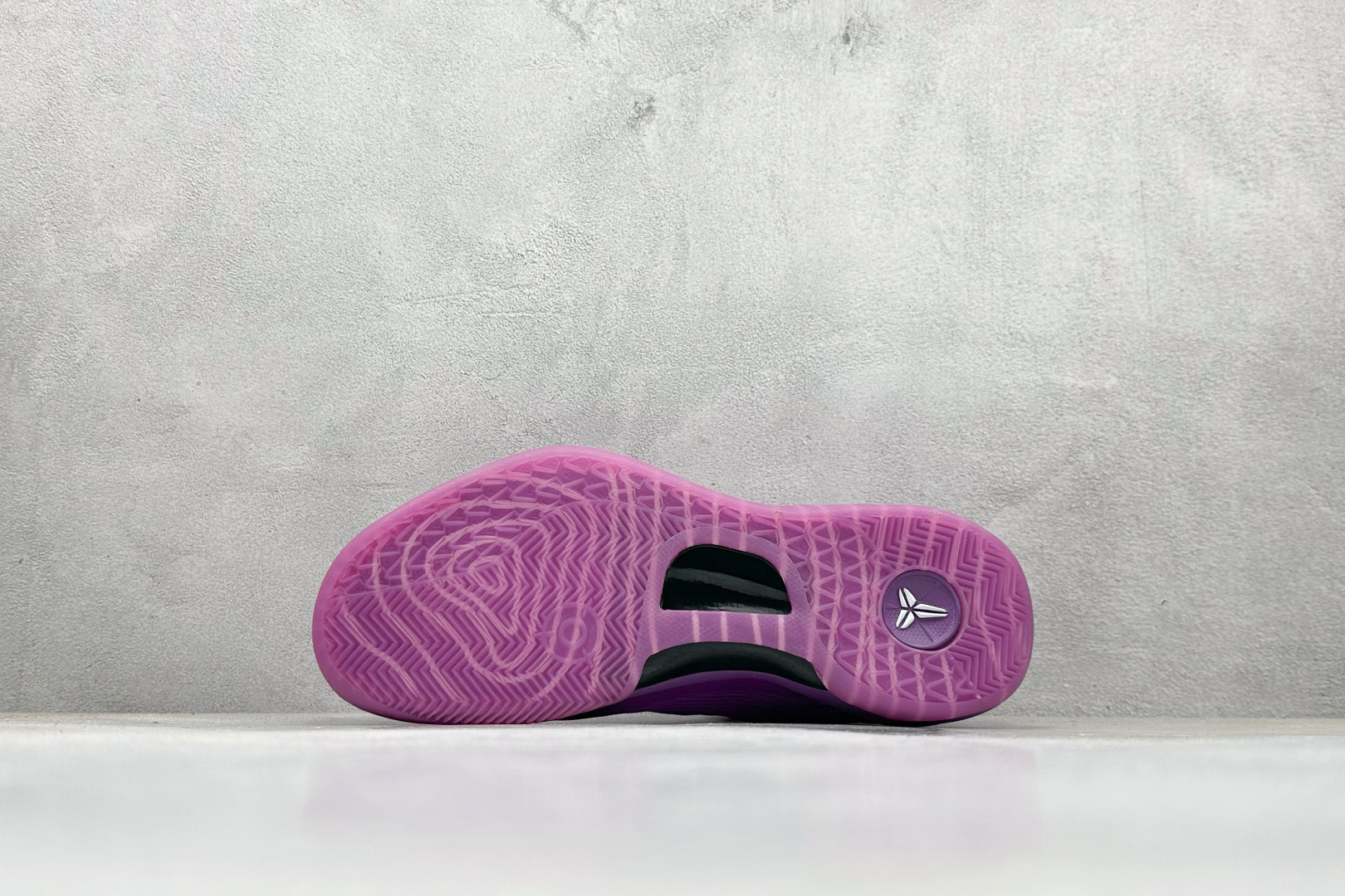 灭世Nk Kobe 8 ”SYSTEM” 科比8代 男子实战篮球鞋 HJ7265-500