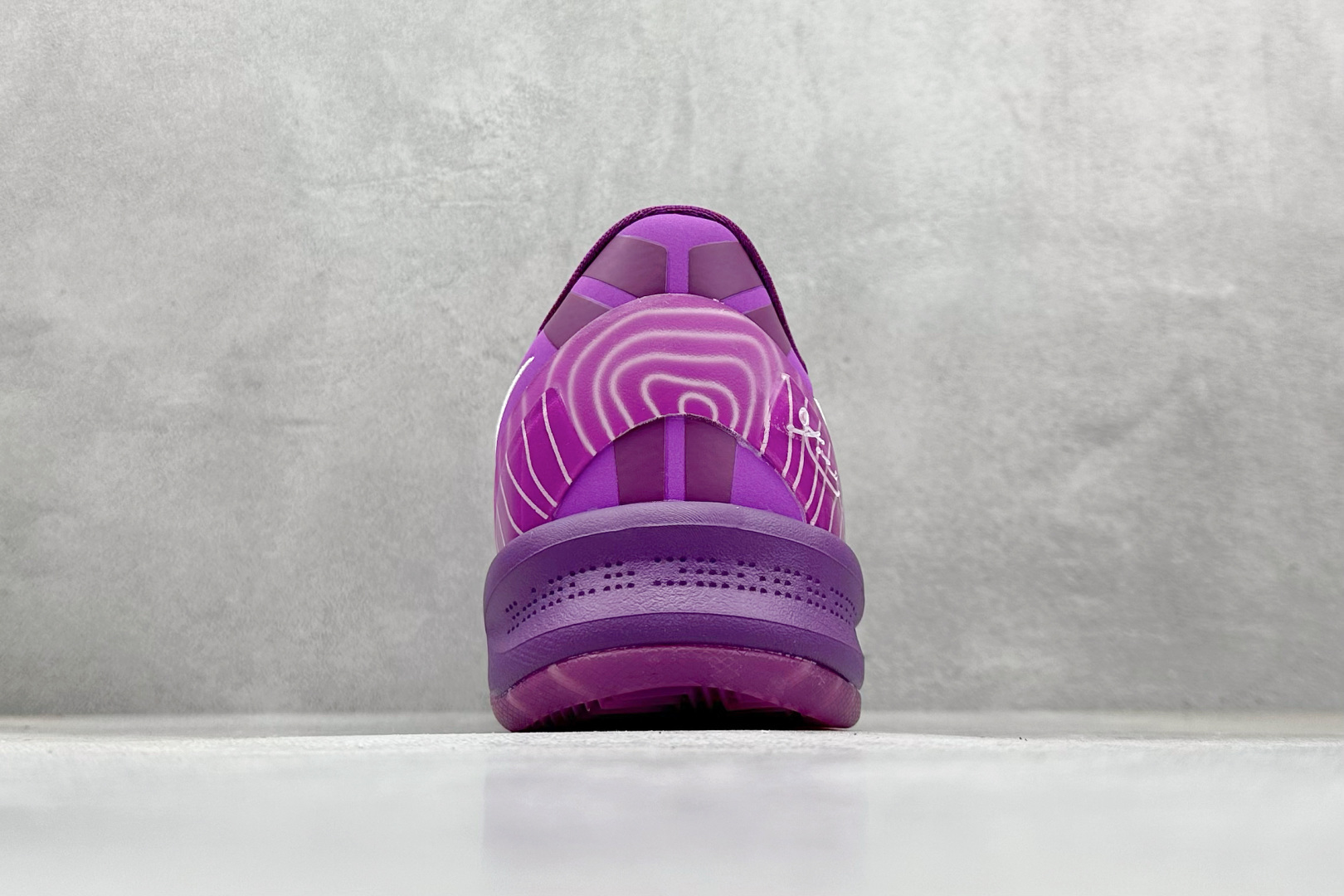 灭世Nk Kobe 8 ”SYSTEM” 科比8代 男子实战篮球鞋 HJ7265-500