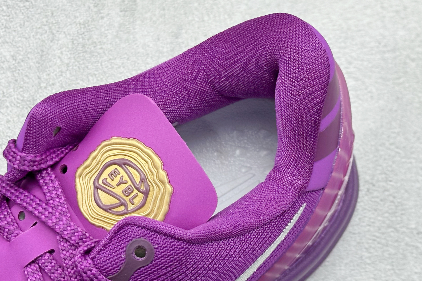 灭世Nk Kobe 8 ”SYSTEM” 科比8代 男子实战篮球鞋 HJ7265-500