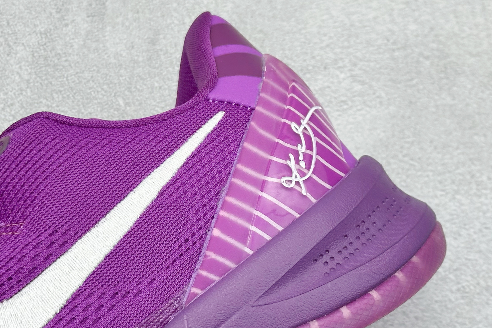 灭世Nk Kobe 8 ”SYSTEM” 科比8代 男子实战篮球鞋 HJ7265-500